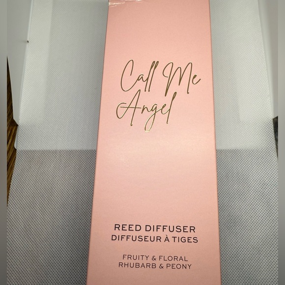 Revolution Beauty Revolution Home Call Me Angel Reed Diffuser - Fruity & Floral - Picture 5 of 5